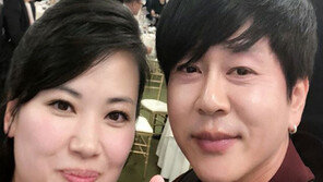 [내가 왜 떴게?] 윤도현 현송월…만찬장의 훈훈한 풍경들 外