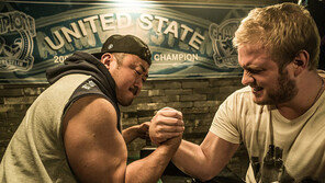 마블에 도전장 낸 마동석의 ‘팔뚝’