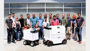 ‘음식을 주문하면 로봇이 배달’…美 음식 배달 로봇 화제 