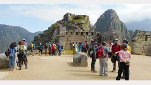 “하느님 보신 적 있나요?” “神은 눈으로 보는 게 아니죠” 