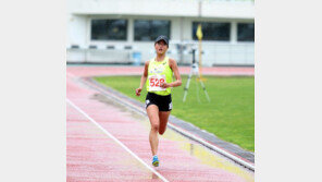 ‘여자마라톤 간판’ 김도연, 전국육상선수권 여자 10000m서 2연패