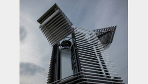 [신문과 놀자!/어린이과학동아 별별과학백과]나무로 정화하고, 정전기로 빨아들이고… ‘미세먼지 사냥꾼’이 간다