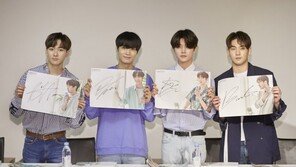 라비오뜨, 뉴이스트W 팬 사인회 성료