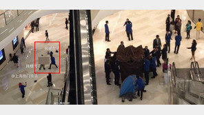 “왜 하필, 거기로”…지나가던 사람 위로 투신, 애꿎은 女도 중상