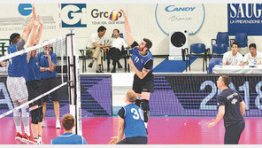 아가메즈 “한국서 우승해보고 싶어 거액 뿌리쳐”