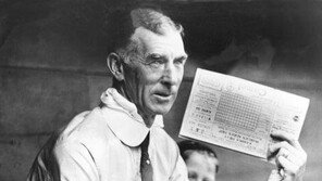 [김종건의 아날로그스포츠] MLB가 동네야구를 벗어나게 해준 사람은?