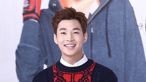 ‘홀로서기’ 헨리, ‘CEO’로 변신