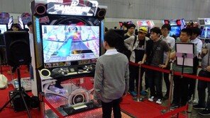 다채로운 볼거리로 무장한 플레이엑스포, 지스타 게임쇼를 위협하다