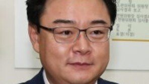 한국당 “홍영표에 큰 기대…본회의 의원 사직서 처리? 천부당만부당”