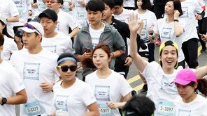 “최적의 기온…대회 코스 최고” ‘2018 미즈노 릴레이 서울’ 레이스 개최