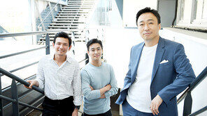 [이해리의 칸&피플] 황정민 “우리가 얼마나 속고 살았는지 알려주고 싶었죠”