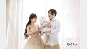 문희준♥소율, 12일 첫 딸 돌잔치…“흥과 애교 많은 아기”