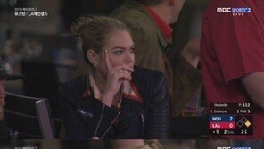 “오늘의 주인공”…남편 벌렌더 ‘완봉쇼’ 지켜본 케이트 업튼