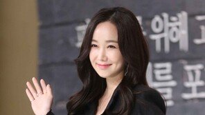 ‘5월 신부’ 김민서, 오늘(17일) 동갑내기 일반인과 웨딩마치