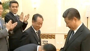 밀월 과시하는 北-中… 왕이 “美, 평화기회 소중히 여겨야”