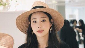 배우 기은세, 패션계의 ‘인플루언서’…뷰티 프로 MC로도 활약