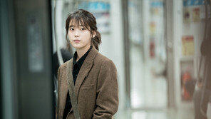 아이유, ‘나의 아저씨’로 대표작+인생작을 동시에
