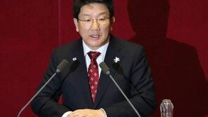 검찰, ‘강원랜드 채용비리’ 권성동 구속영장 청구…직권남용 혐의 