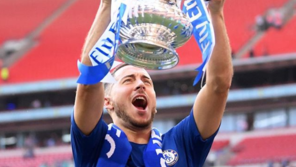 ‘아자르 결승골’ 첼시, 맨유 제압하고 FA컵 우승…‘통산 8번째’