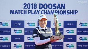 20번 도전 끝에 KLPGA 우승컵 안은 ‘골프여제’ 박인비