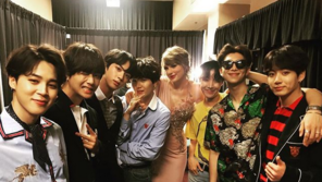 테일러 스위프트, 방탄소년단 향한 팬심?…“♥BTS♥, 포에버”
