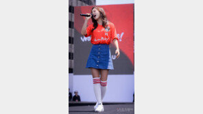 [포토] 열창하는 구구단 세정