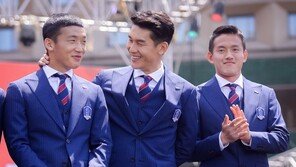 [포토] 이용 ‘우리 민우 제법인데~’