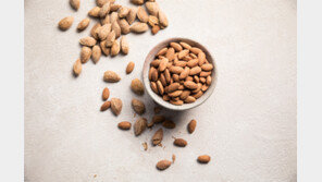 아몬드 뷰티 시크릿 ‘매일 먹으면서 아름다워지는 비결’