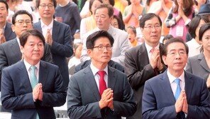 서울시장 후보들, 부처님오신날 합장