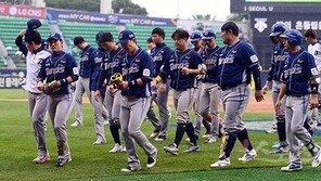 NC 우승후보에서 꼴찌로·희망은 있을까