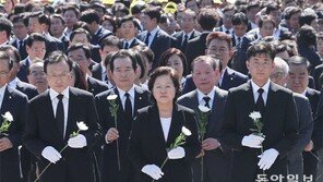 여권인사 총집결 “평화가 온다”