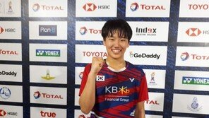 한국 셔틀콕 구한 ‘10대 삼총사’ 백하나·이유림·안세영