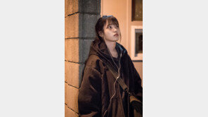 [이정연의 꼬리물기] 연기력까지 인정받은 아이유