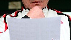 ‘명품 내야수’ 출신 류중일 감독도 도리 없는 LG의 내야 고민