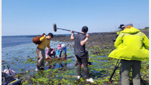 제주 고유 방언으로 그려낸 제주 사람들 이야기