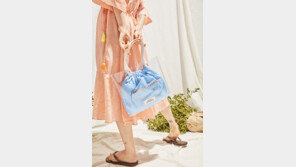 코오롱FnC 럭키슈에뜨 ‘여름 리조트 컬렉션’ 선보여