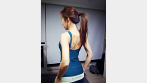 “아직도 헌팅 당해”…40대 김경화, 몸매 보니 ‘콜라병 라인’  