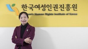성추행 피해 여교사 “동료 선생들, 네가 처녀라서 민감하다며 외려 비난”
