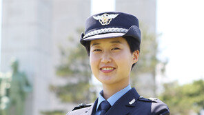 “조국 수호” 캐나다영주권 포기한 女장교