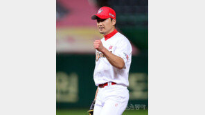 최강 멘탈, 손혁 코치가 본 ‘클로저’ 신재웅의 강점