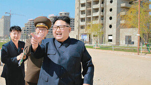 돈줄 막힌 김정은, ‘트럼프 전공분야’ 관광개발 카드 내밀어