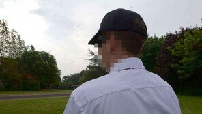 ‘아빠 카드’ 슬쩍해 1억 날린 도박 중독 15세 소년…“괴물이 나를 불러”