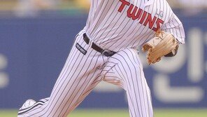 [포토] 소사 ‘LG의 에이스가 나가신다’