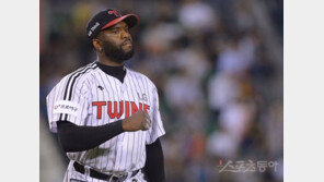 [포토] 소사 ‘위기탈출 후 주먹 불끈!’