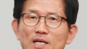 김문수 “안철수, 무조건 내가 양보하라고…단일화 어려워”