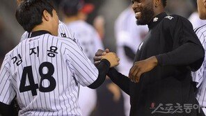 [포토] 소사 ‘(김)지용, 고마워~’