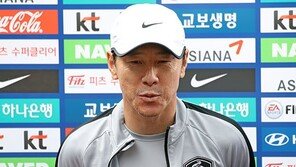 [남장현 기자의 레오강 희망캠프] 볼리비아전 앞둔 신태용·손흥민의 각오