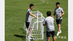 [청계천 옆 사진관]대표팀의 숨은 조력자 코치진