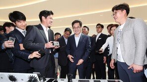 정용진 "빠른 변화에 위기 의식…혁신성장 절실"