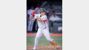 KT 박경수가 ‘종신주장’으로 불리는 이유